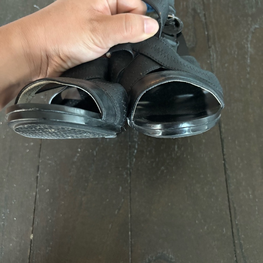 MMK MICHAEL Michael Kors Black Leather Strappy Sandals Heels Sexy Size 7.5‎ - Picture 7 of 12